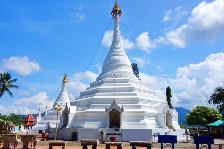 Wat-Phra-That-Doi-Kong-Mu-mae-hong-son-thai-lan-du-lich-de-men-vn