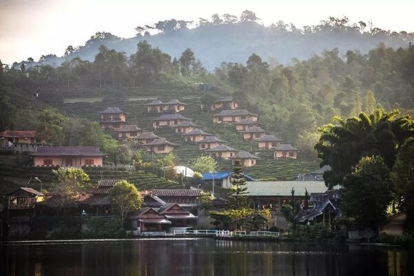 Ban-Rak-Thai-mae-hong-son-thai-lan-du-lich-de-men-vn