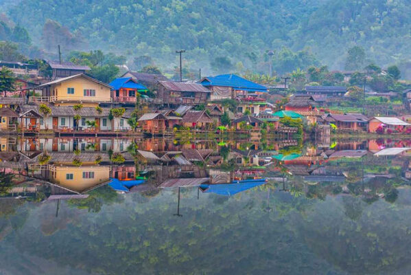 ban-rak-thai-mae-hong-son-thai-lan-du-lich-de-men-vn