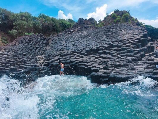 ganh-da-dia-phu-yen-du-lich-de-men-vn