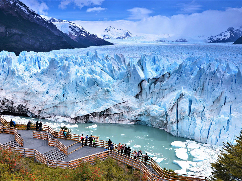 Sông băng Perito Moreno hùng vĩ giữa hai nước Argentina và Chile