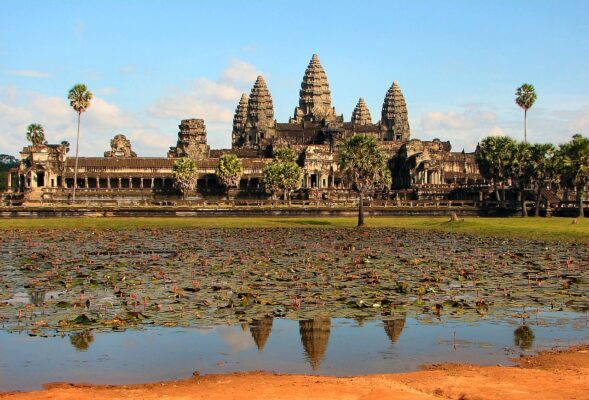 Den-Angkor-Wat-du-lich-de-men-vn