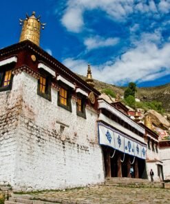 Sera_Monastery-du-lich-de-men-vn