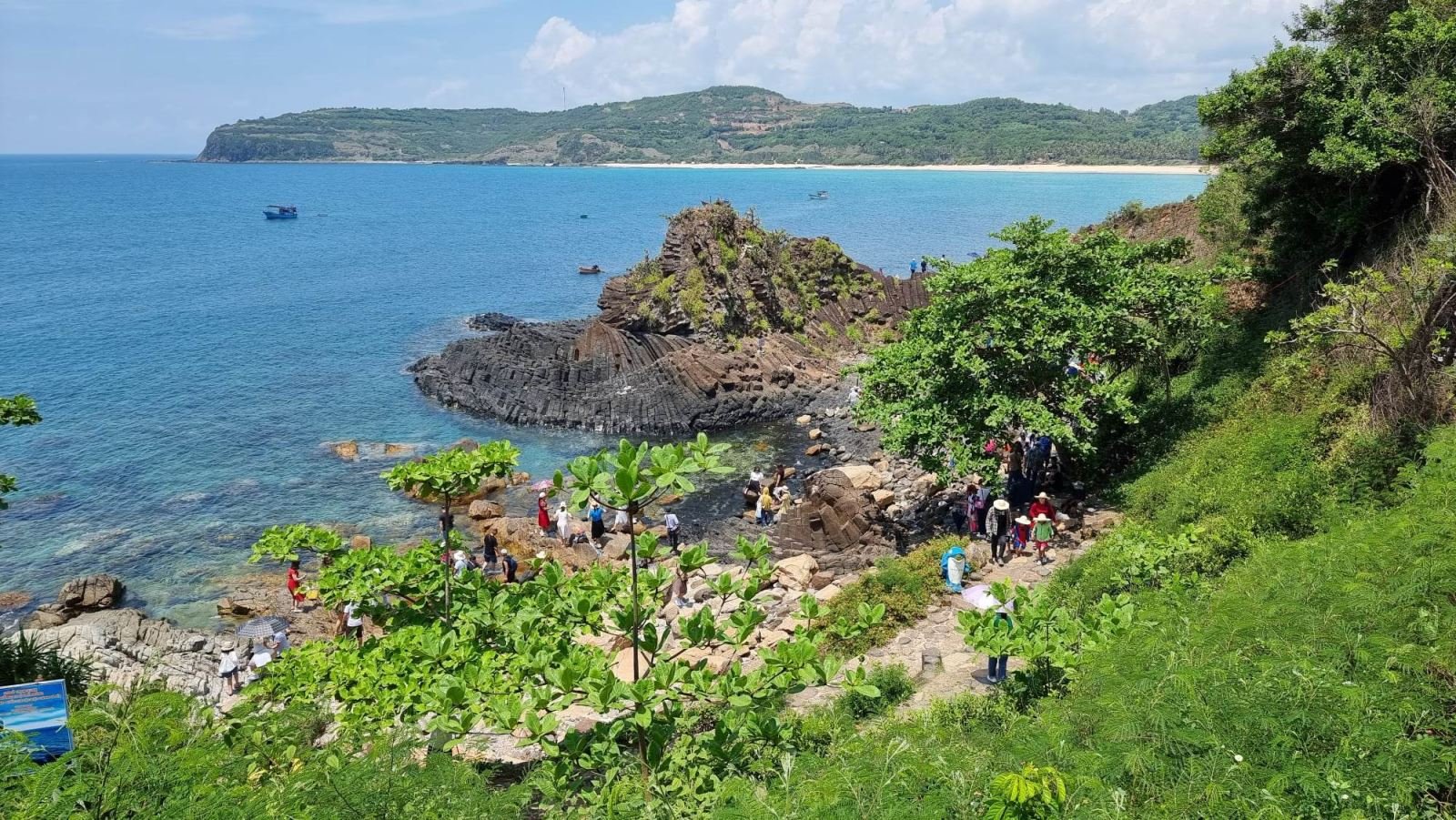 ganh-da-dia-keit-tac-thien-nhien-phu-yen-du-lich-de-men-travel-viet-nam
