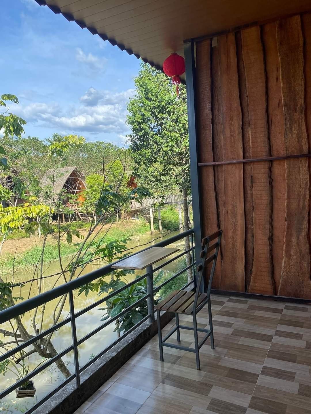 homestay-hoi-tho-rung-vqg-cat-tien-du-lich-de-men-travel-viet-nam-2