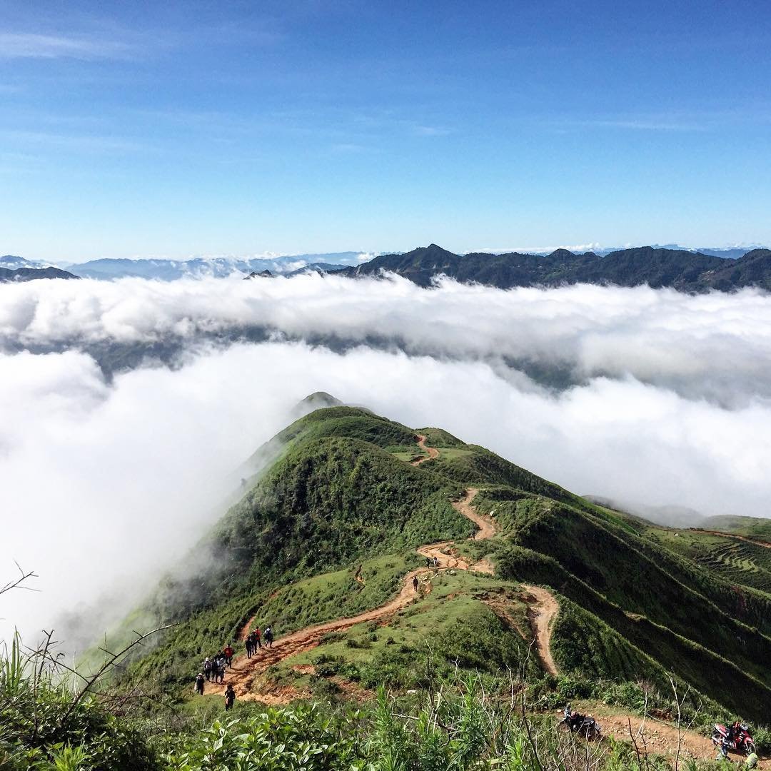 song-lung-khung-long-ta-xua-du-lich-de-men-travel-viet-nam