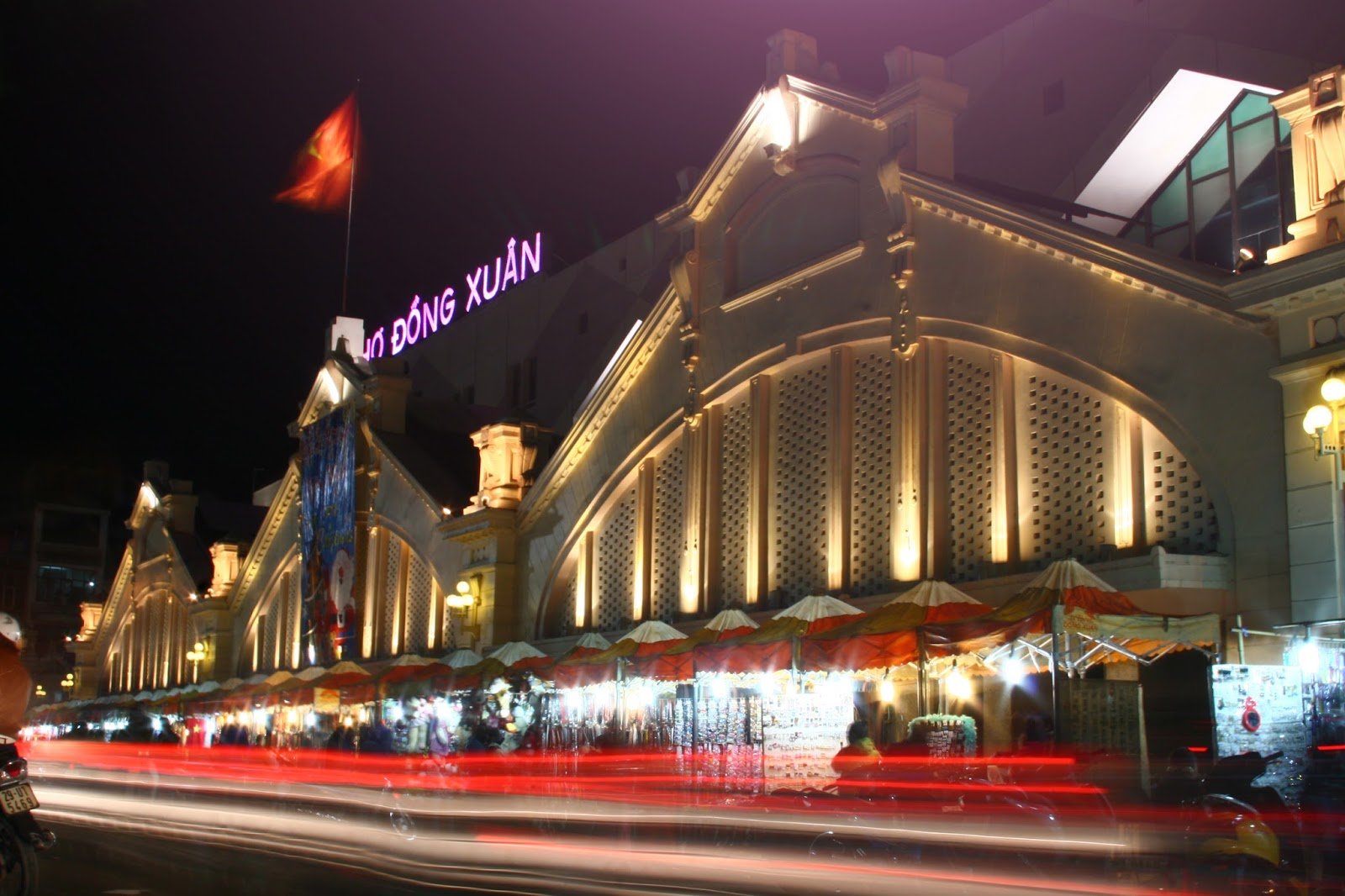 cho-dem-dong-xuan-ha-noi-du-lich-de-men-travel-viet-nam-27