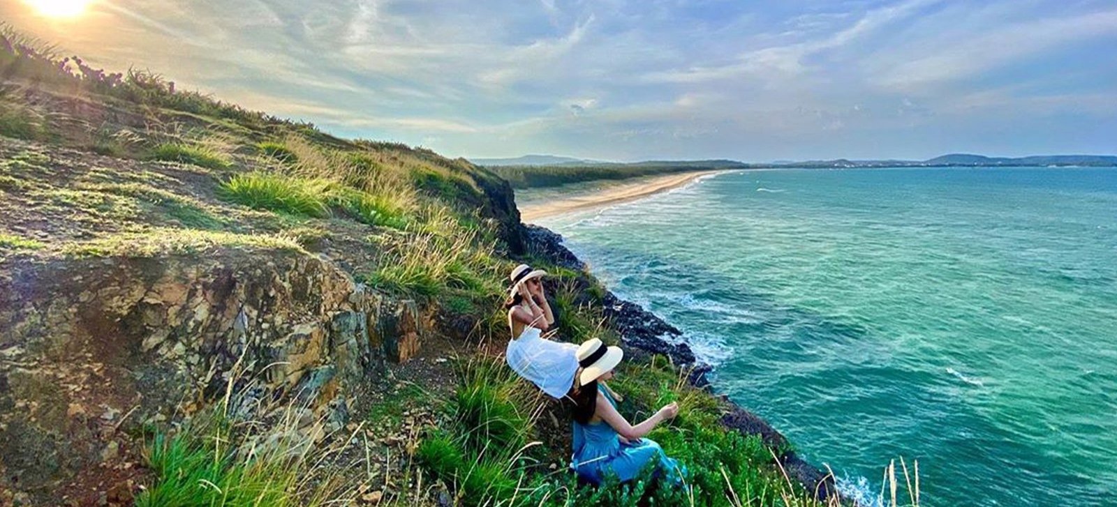 hoa-vang-tren-co-xanh-phu-yen-du-lich-de-men-travel-viet-nam-trips